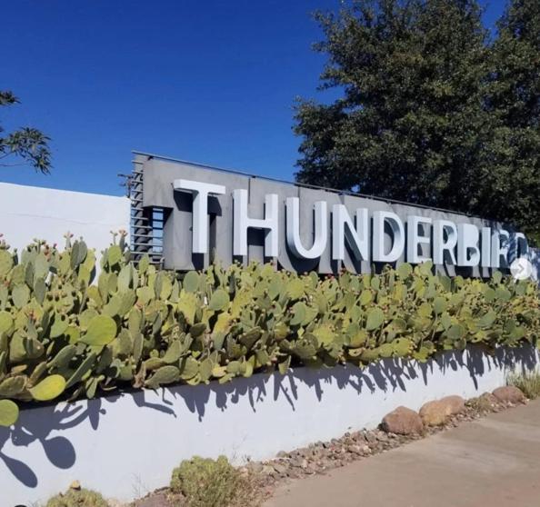 Thunderbird Hotel Marfa Exterior photo