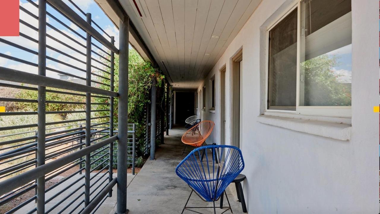 Thunderbird Hotel Marfa Exterior photo